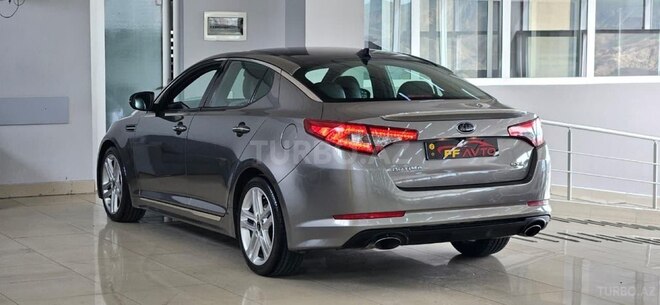 Kia Optima-6