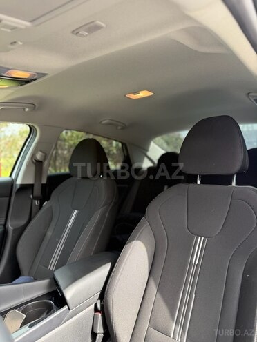 Hyundai Elantra-10