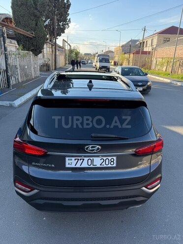 Hyundai Santa Fe-9