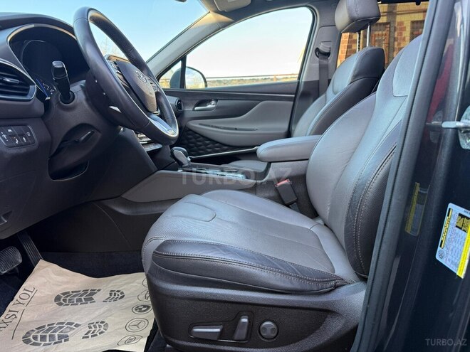 Hyundai Santa Fe-17
