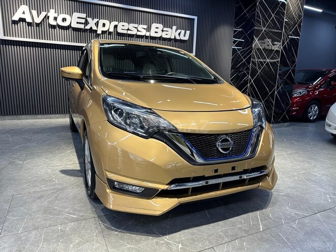 Nissan Note-2