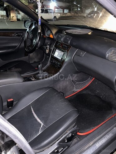Mercedes C 240-6