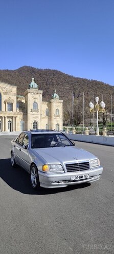 Mercedes C 230-1