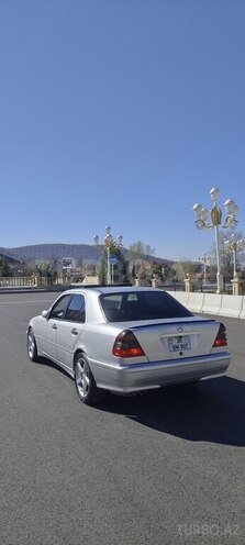 Mercedes C 230-5