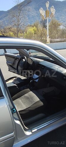 Mercedes C 230-8