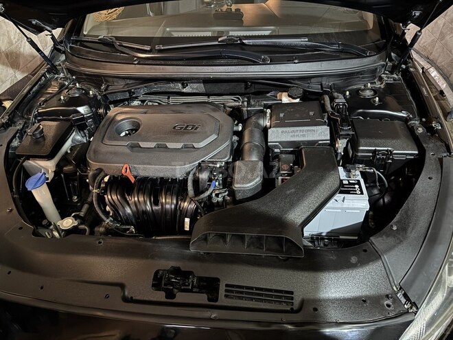 Hyundai Sonata-4