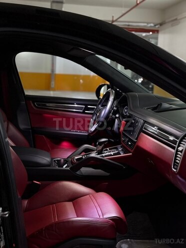 Porsche Cayenne GTS Coupe 2020, 23,000 km - 4.0 л - Bakı