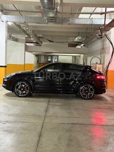 Porsche Cayenne GTS Coupe 2020, 23,000 km - 4.0 л - Bakı