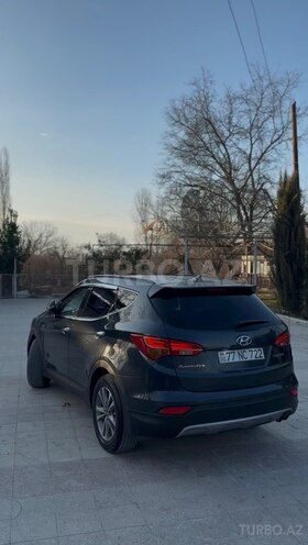 Hyundai Santa Fe-6