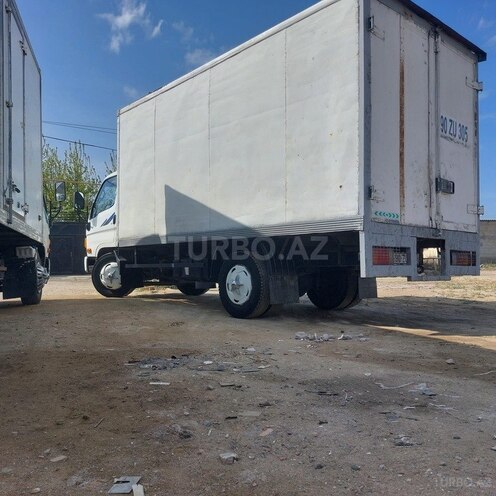 Hyundai HD-65-4