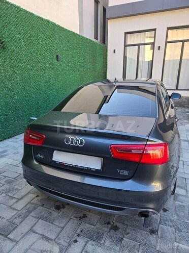 Audi A6-2
