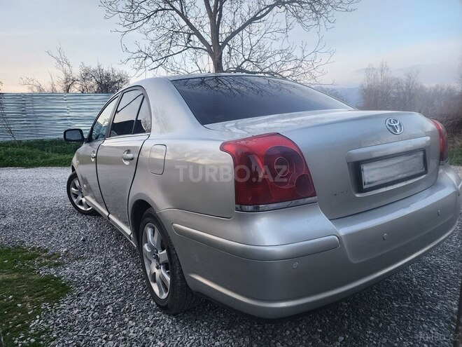 Toyota Avensis-7