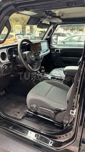 Jeep Wrangler-5