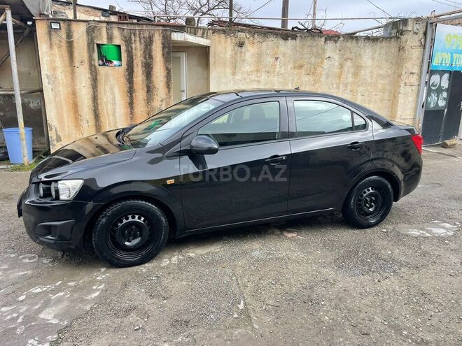 Chevrolet Aveo-2