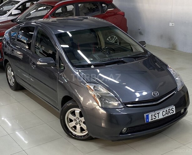 Toyota Prius-6