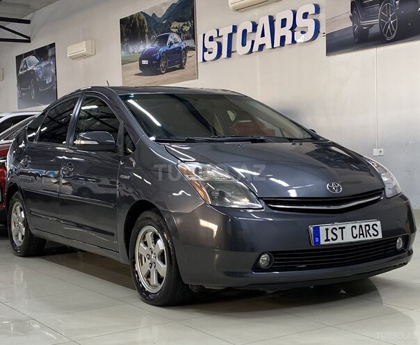 Toyota Prius-2