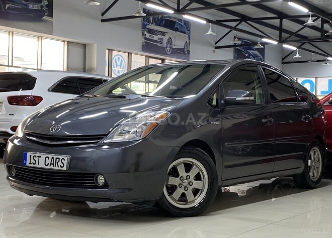 Toyota Prius-4
