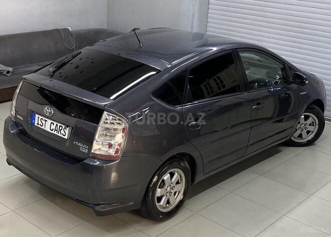 Toyota Prius-14