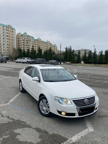 Volkswagen Passat-1