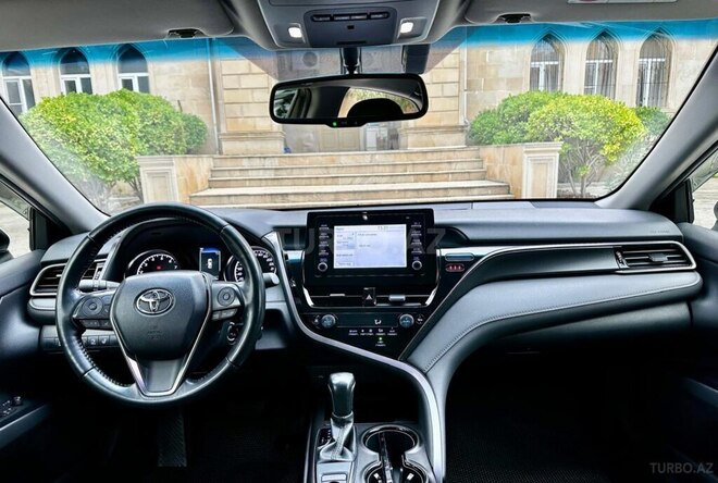 Toyota Camry-16
