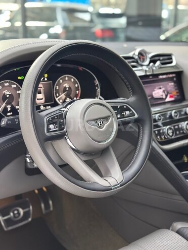 Bentley Bentayga 2022, 20,000 km - 4.0 l - Bakı