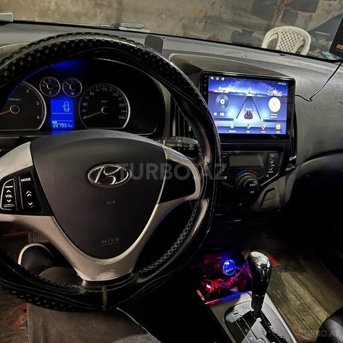Hyundai i30-7
