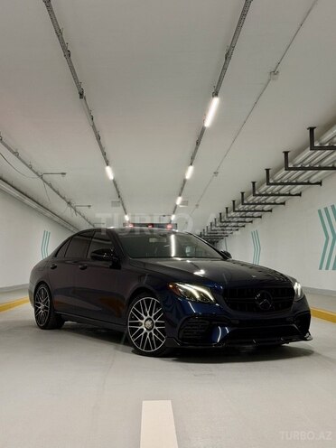 Mercedes E 300-1
