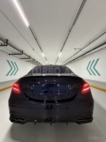 Mercedes E 300-15
