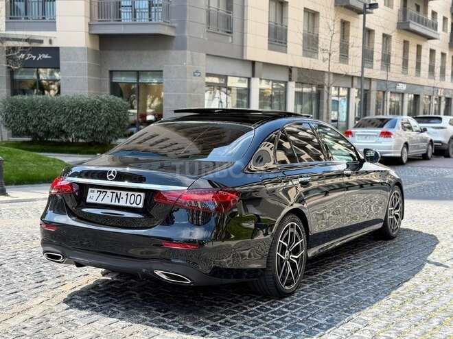 Mercedes E 300-5