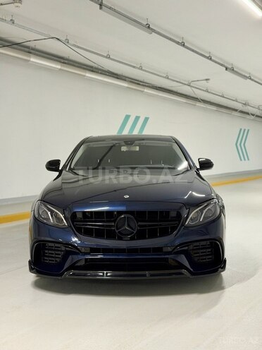 Mercedes E 300-4