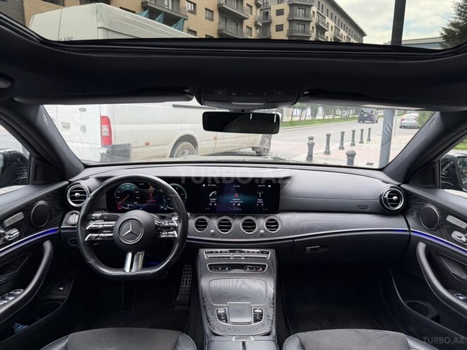 Mercedes E 300-15