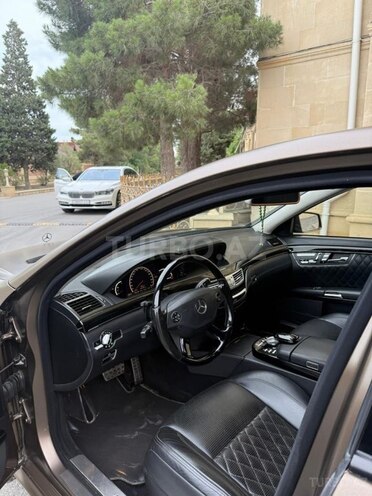Mercedes S 65 AMG-12