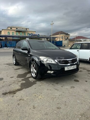 Kia Ceed-1