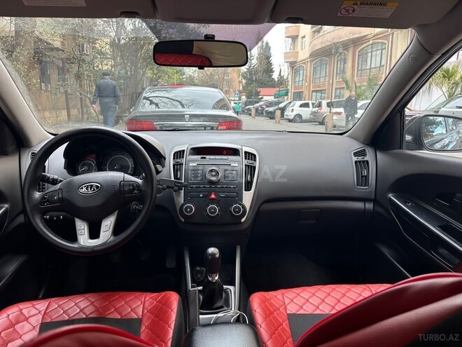 Kia Ceed-5