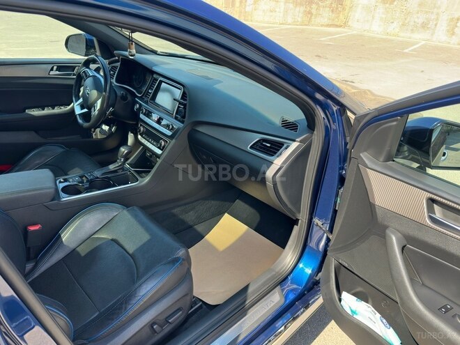 Hyundai Sonata-8