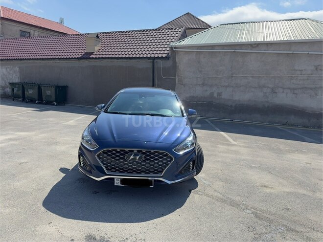 Hyundai Sonata-2