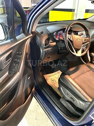 Chevrolet Trax-12