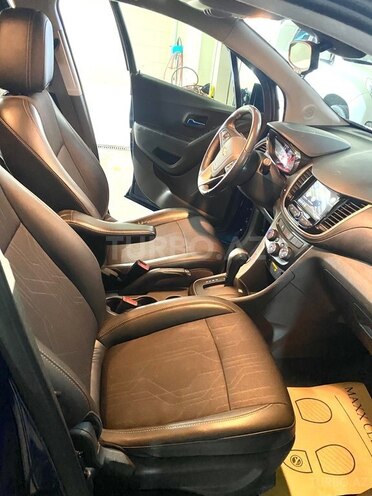 Chevrolet Trax-11