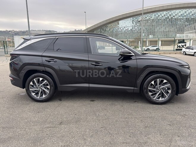 Hyundai Tucson L-6