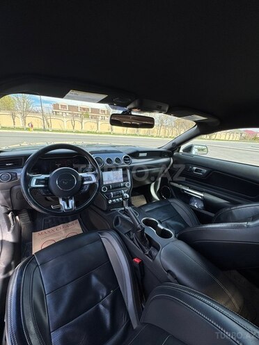 Ford Mustang-13