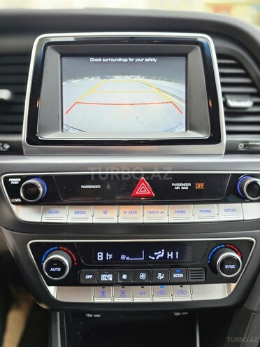 Hyundai Sonata-10