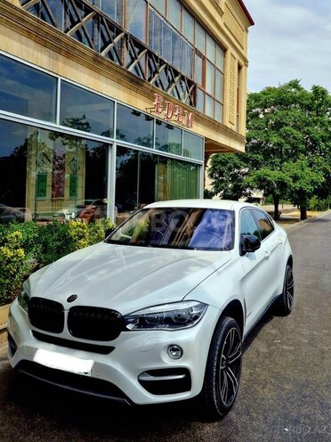 BMW X6-1