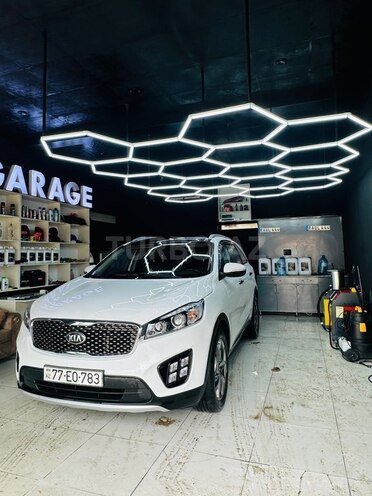 Kia Sorento-13