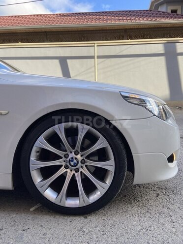 BMW 525-7