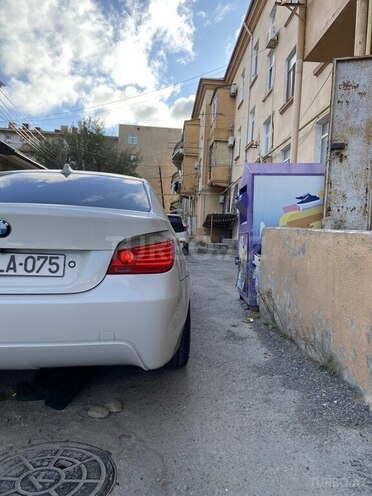 BMW 525-6