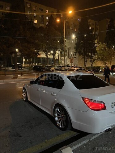 BMW 525-9
