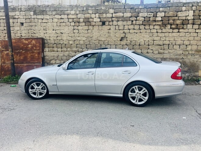 Mercedes E 220-9