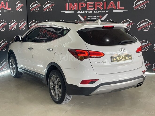 Hyundai Santa Fe-15