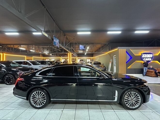 Hongqi H9-11