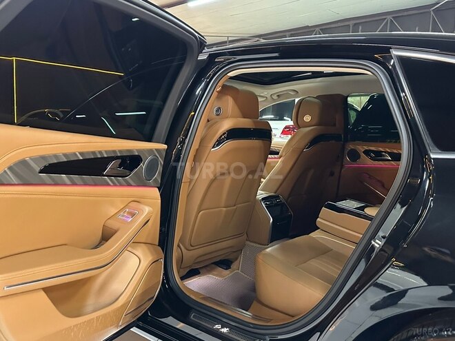 Hongqi H9-15